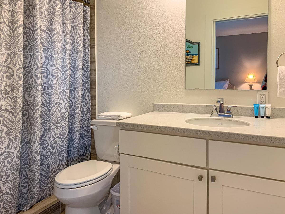 Ec126 Newly Remodeled, 2 Story, Three Bedroom Condo, Shared Pool & Grill, Boardwalk Port Aransas Exterior foto